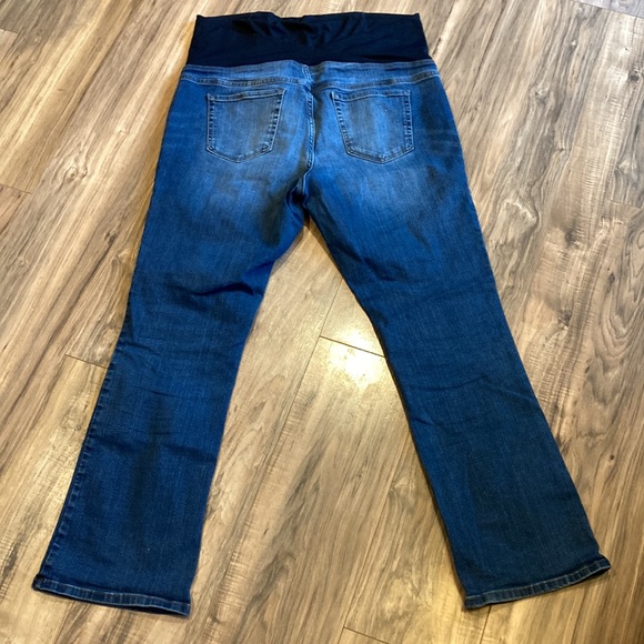 Isabel Maternity Skinny Bootcut jeans - Picture 2 of 4